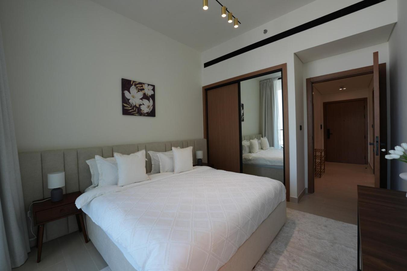 Apartment Easygo- Lavish 2br In The Heart Of Jvc Binambr